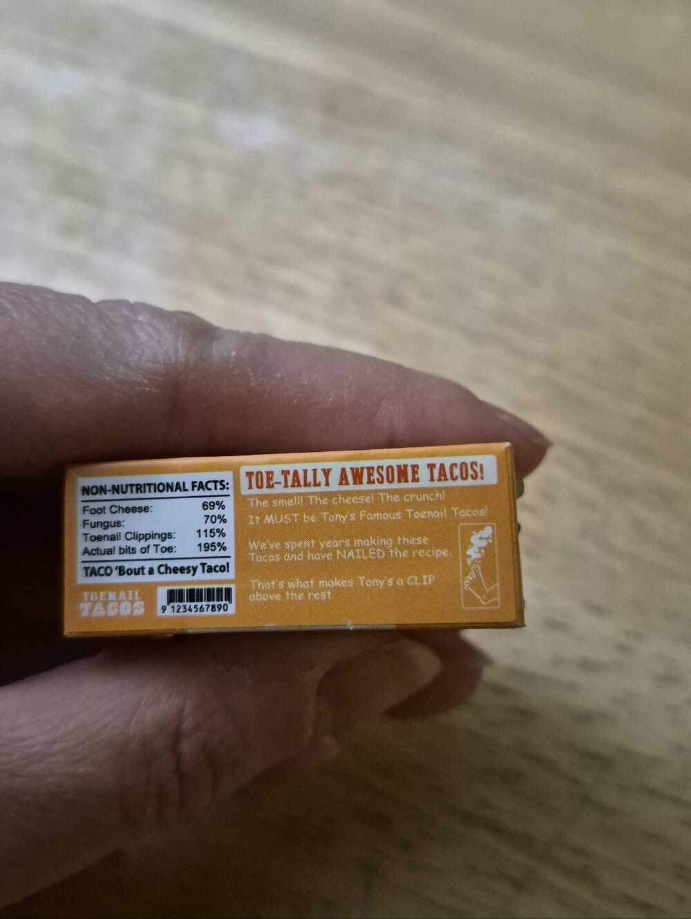 4/20$ Zuru Mega Gross Minis Series 2 Tony's Famous Toenail Tacos - Picture 4 of 4